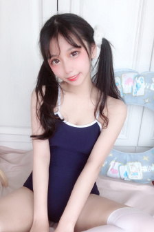 打扑克又疼就叫免费看